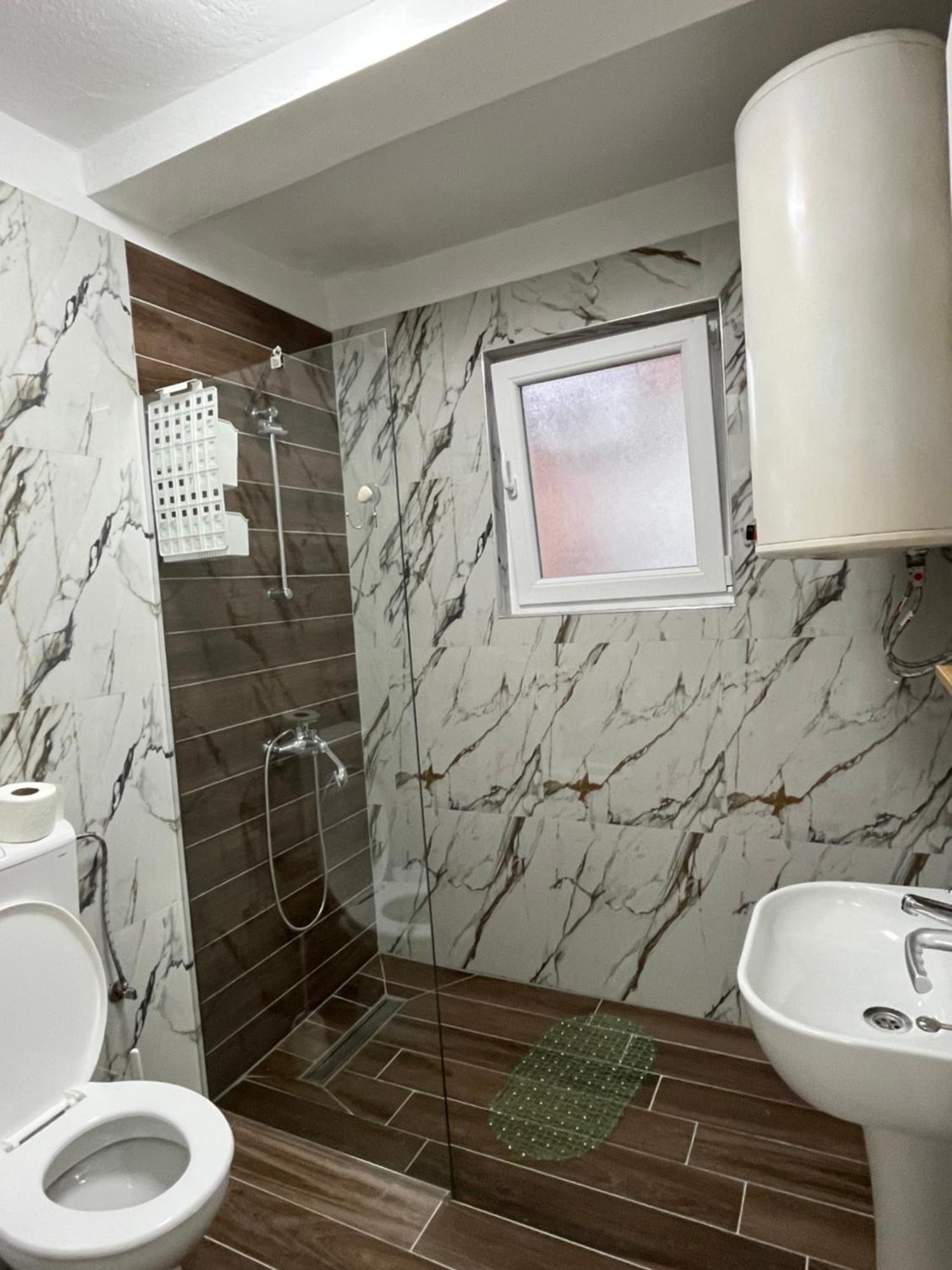 Lotos Apartments Struga Ngoại thất bức ảnh